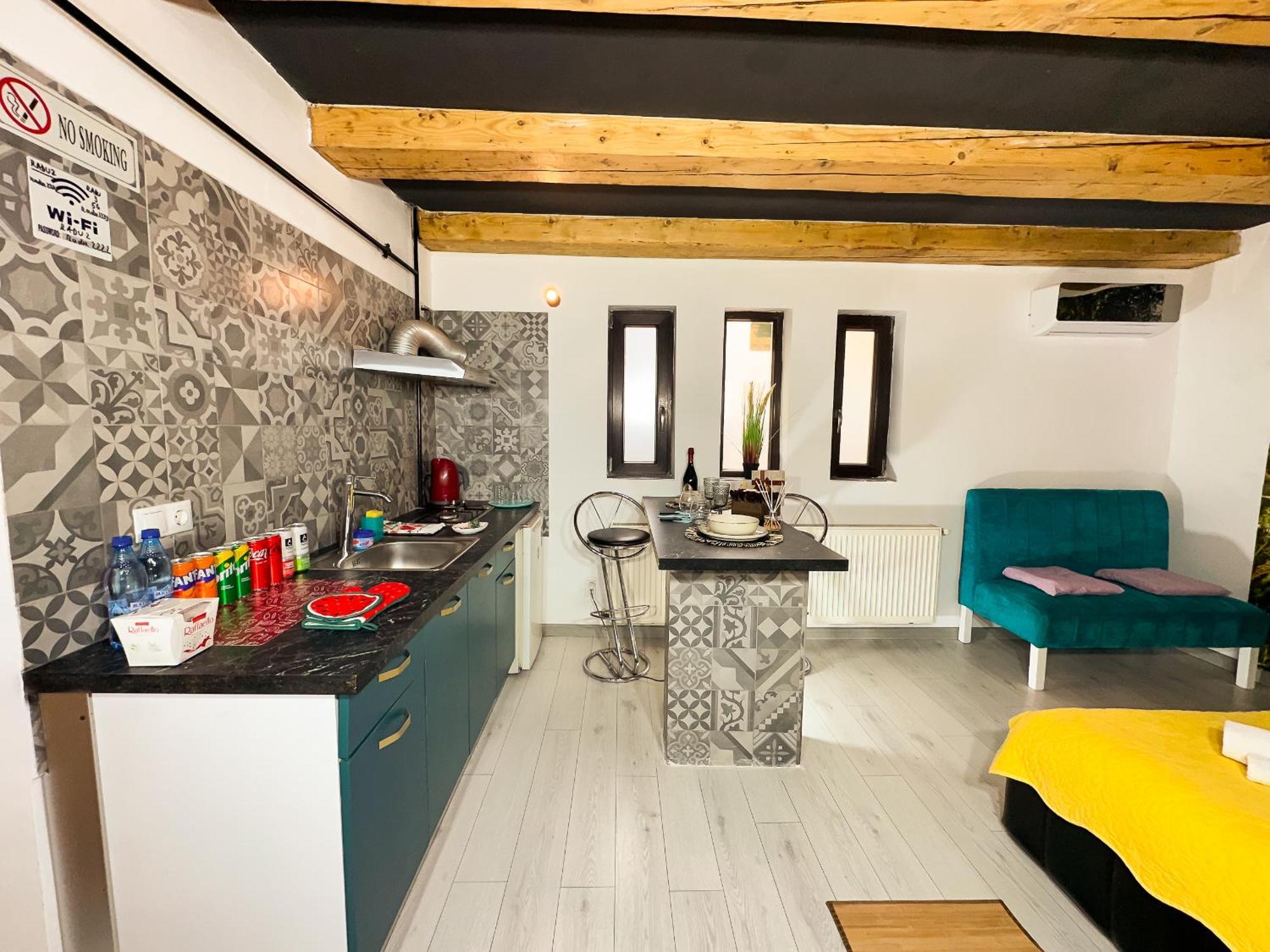 Venus Central Lux Studio Craiova Bagian luar foto